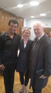 Paolo Oreni mit Barbara Dünne und Monsignore Wolfgang Bretschneider, September 2019